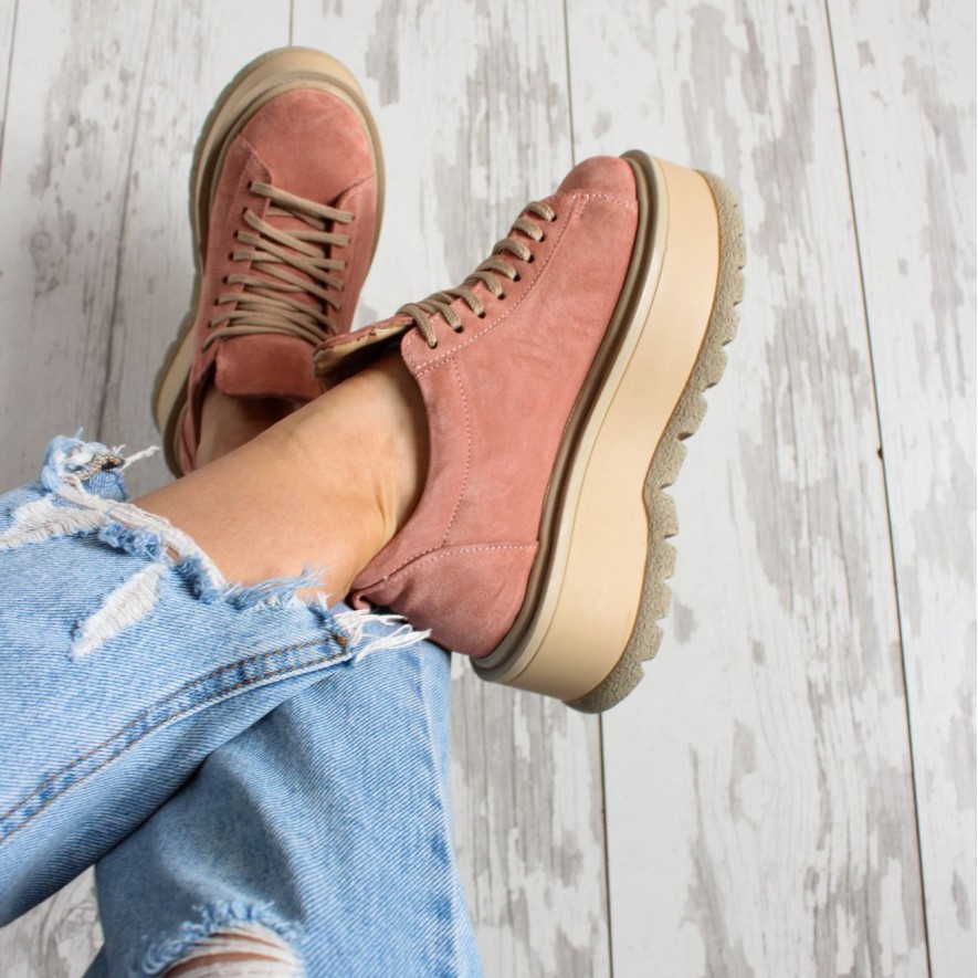 *. Sneakers - Medellin - Peach