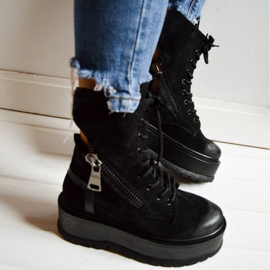  ** Bocanci - Wings - Black 