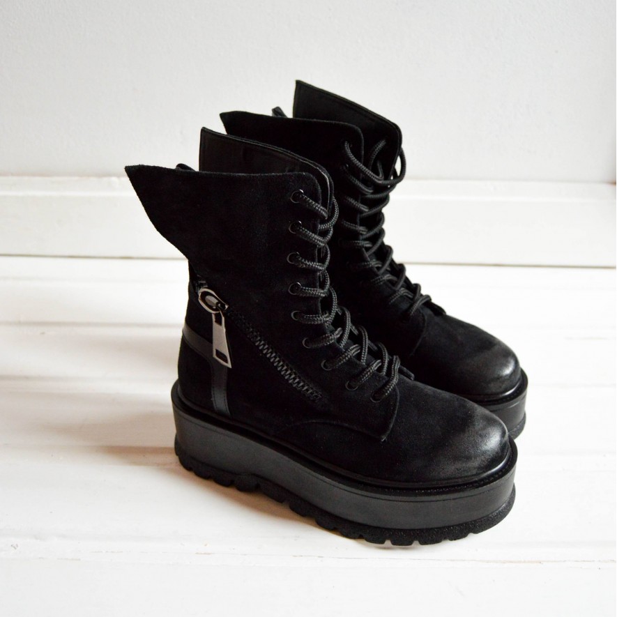  ** Bocanci - Wings - Black 
