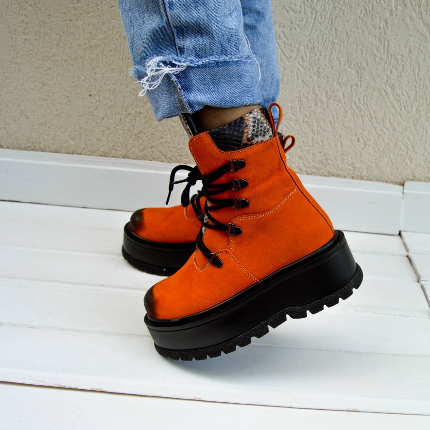 *.Bocanci - Bari - Orange Snake