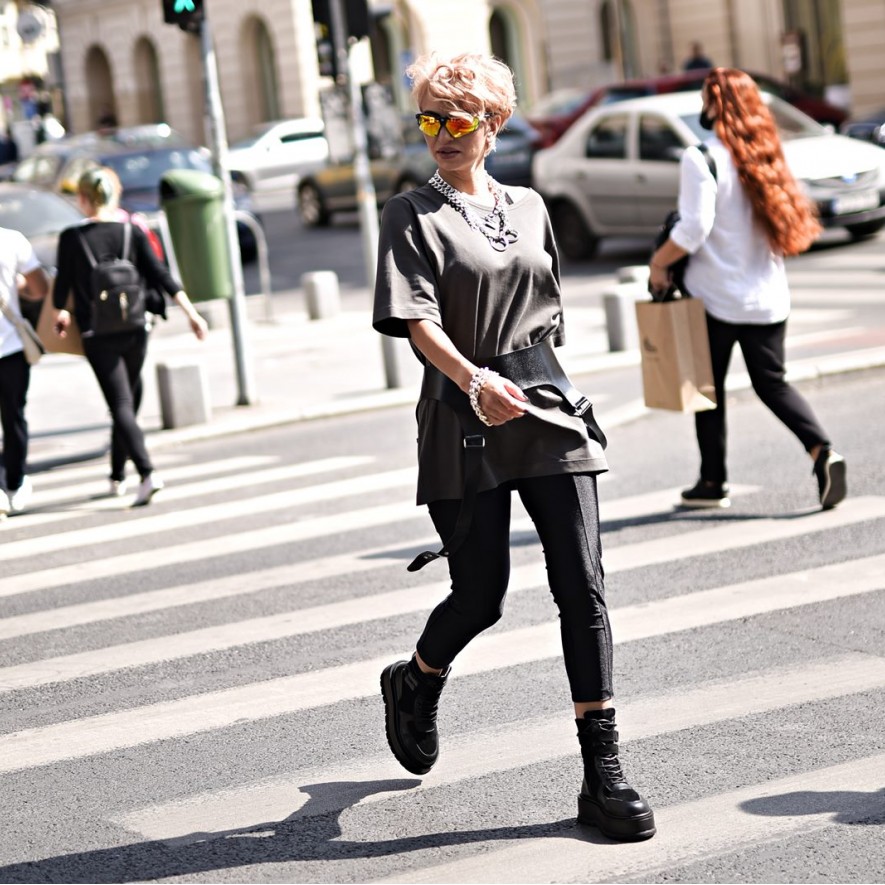   Ghete - Seven - Black