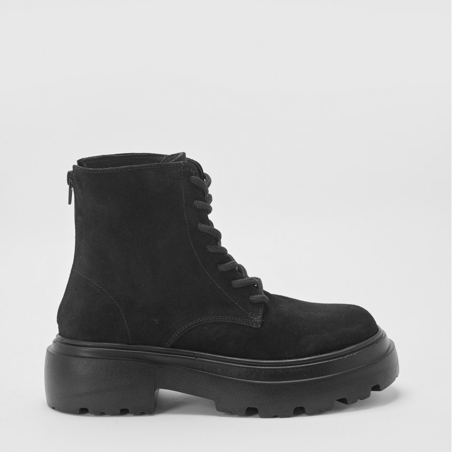         Ghete - Atlas Short - Velur Black