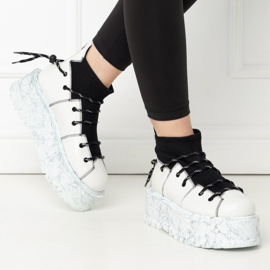   Ghete - Studio - White 