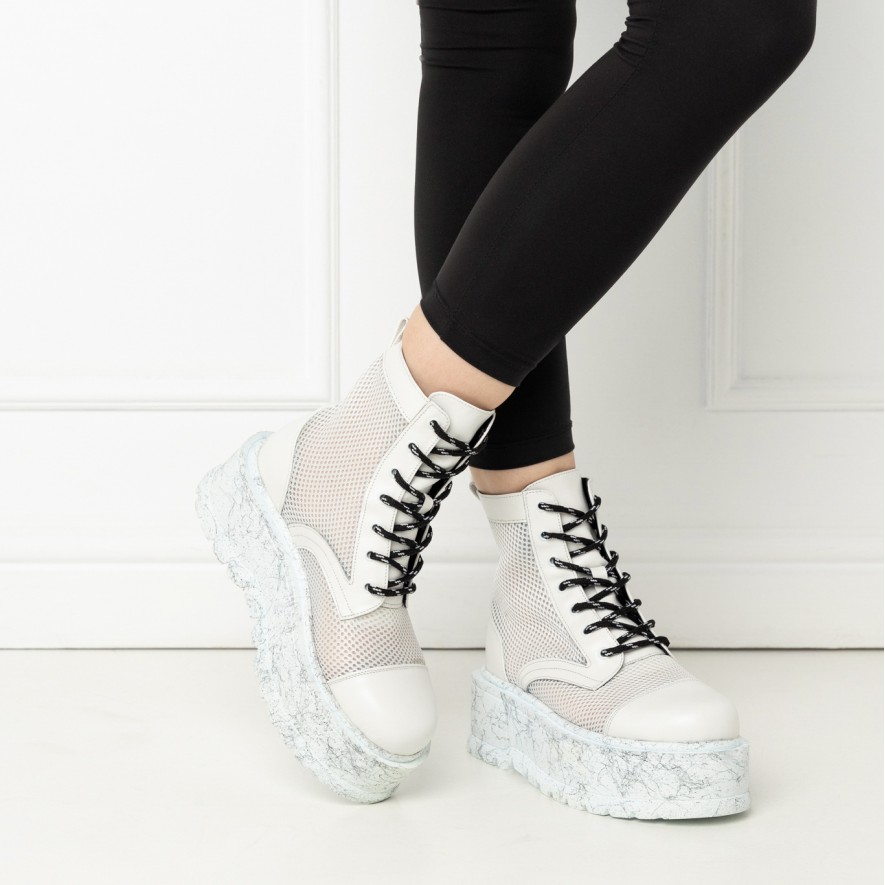     Bocanci - Breezy - White
